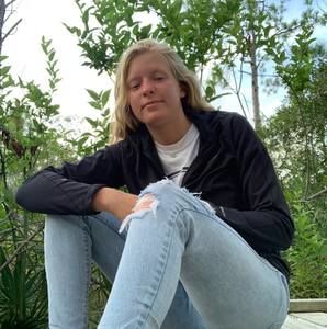 Meet your Posher, Meghan